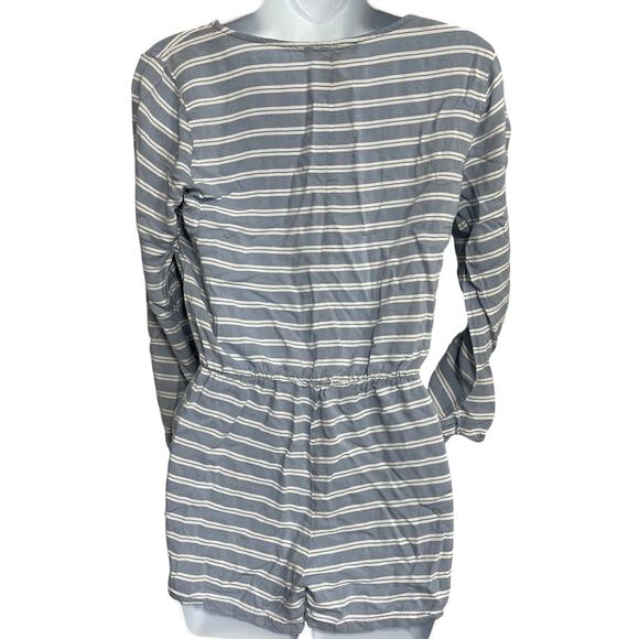 FOREVER 21 Rompers Women M Blue White Striped V-Neck Long Sleeve STAIN - Picture 2 of 6